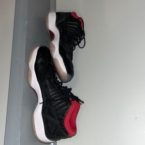 Air Jordan 11 Low IE